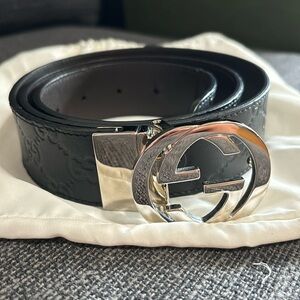 Gucci authentic men black leather belt
